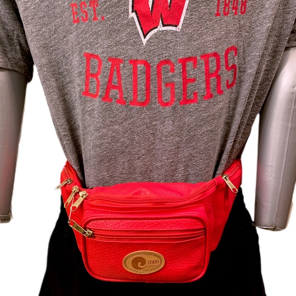 VEGAN LEATHER FANNY PACK NWT - Picture 5 of 9